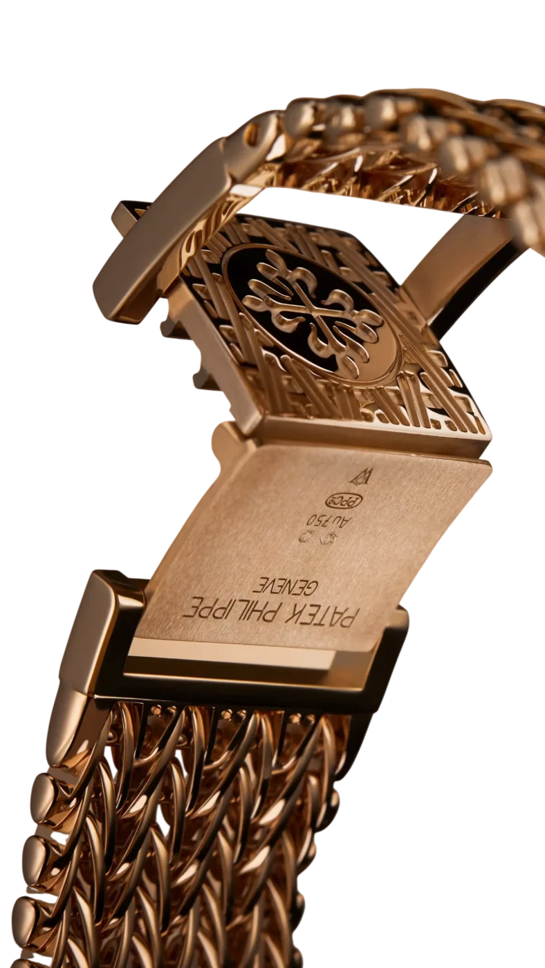 Open engraved clasp of the Golden Ellipse bracelet